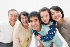 家族信託で家族のために財産を使う家族